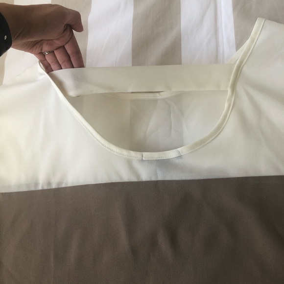 Color block blouse - Picture 4 of 4